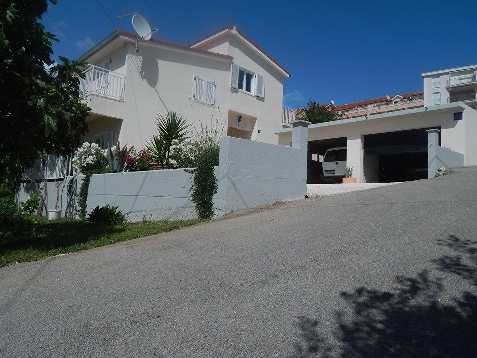 Apartment Arleta Trogir Exterior photo